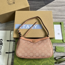 Gucci Hobo Bags